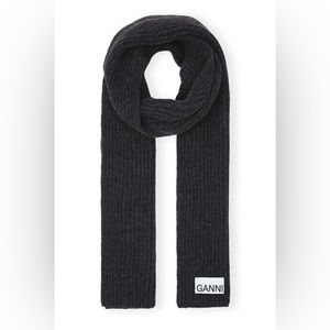 Ganni ribbed logo scarf black